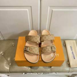 Picture of Louis Vuitton Slippers _SKULVsz35-40Y0704410